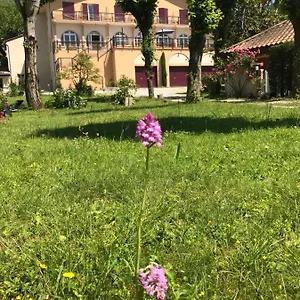 Logis Restaurant Le Castel Fleuri 2* Saint-Jean-en-Royans